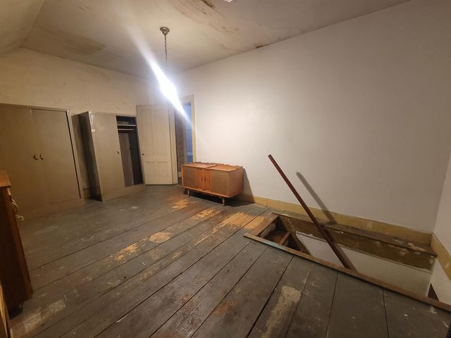 8 Lovejoy Road, Loudon, NH 03307