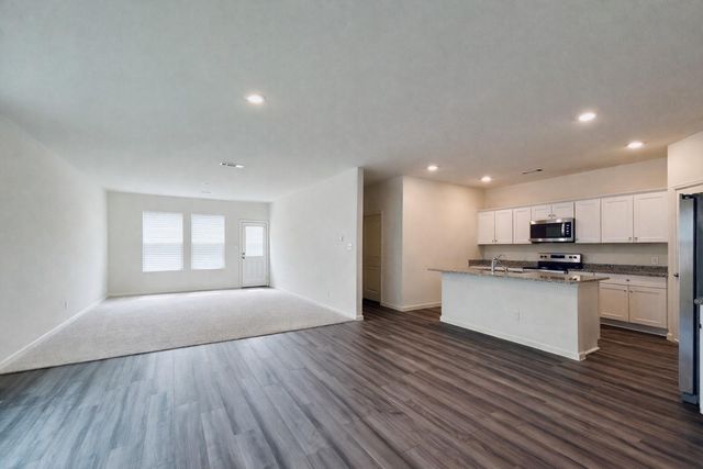 669 Amesbury Road, Conroe, TX 77316