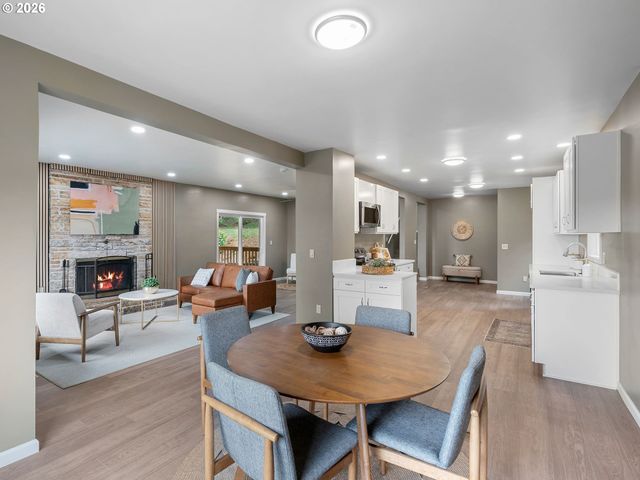 10503 Nw 3RD St, Portland, OR 97231