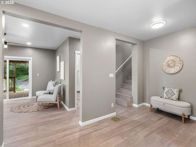 10503 Nw 3RD St, Portland, OR 97231