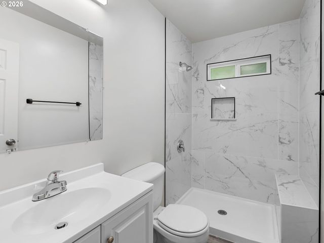 10503 Nw 3RD St, Portland, OR 97231
