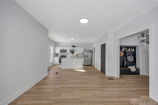 415 S 4th Street, Miamisburg, OH 45342