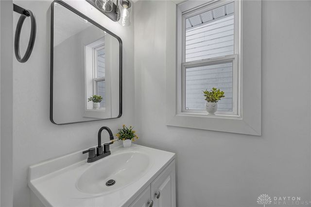 415 S 4th Street, Miamisburg, OH 45342