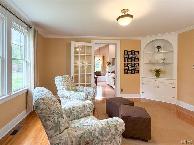 4 Gilbert Road, New Hartford, NY 13413