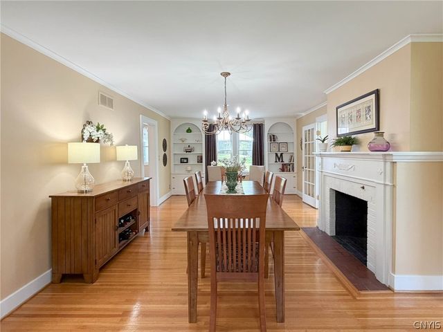 4 Gilbert Road, New Hartford, NY 13413