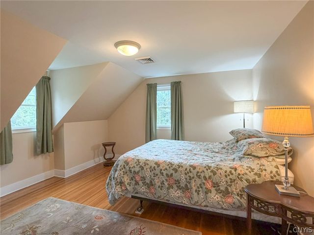 4 Gilbert Road, New Hartford, NY 13413
