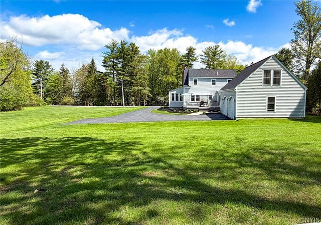 4 Gilbert Road, New Hartford, NY 13413