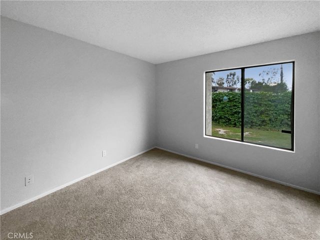 1800 E Old Ranch Apt 161 Road, Colton, CA 92324