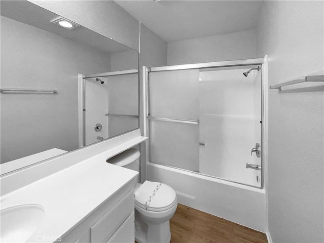 1800 E Old Ranch Apt 161 Road, Colton, CA 92324