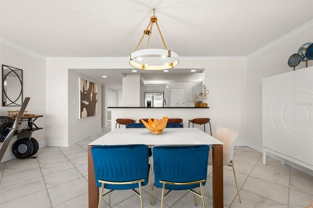 1750 BENJAMIN FRANKLIN DRIVE 8D, Sarasota, FL 34236