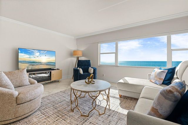 1750 BENJAMIN FRANKLIN DRIVE 8D, Sarasota, FL 34236