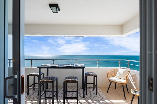 1750 BENJAMIN FRANKLIN DRIVE 8D, Sarasota, FL 34236