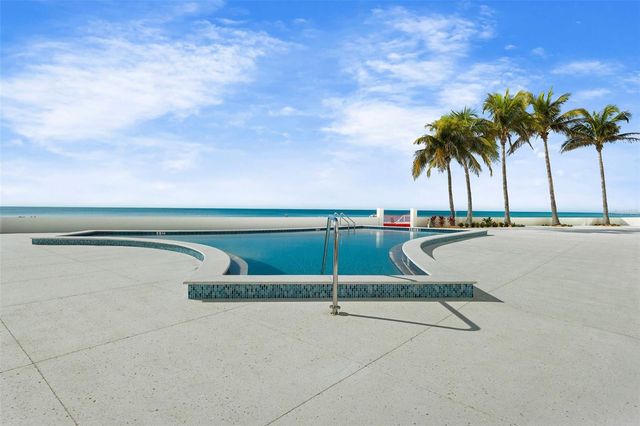 1750 BENJAMIN FRANKLIN DRIVE 8D, Sarasota, FL 34236