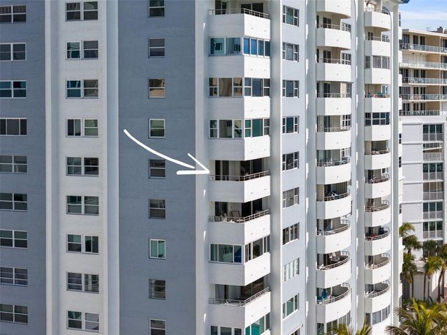 1750 BENJAMIN FRANKLIN DRIVE 8D, Sarasota, FL 34236