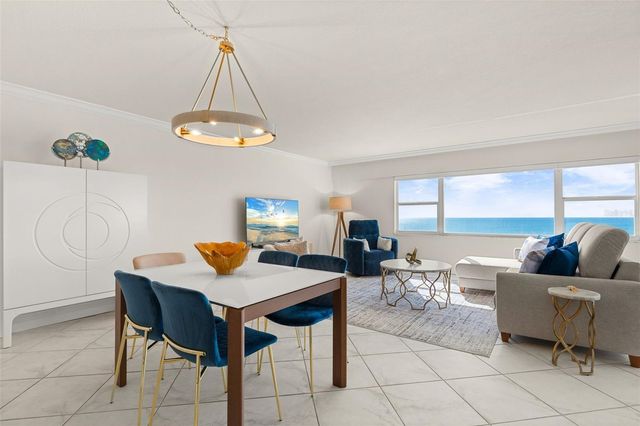 1750 BENJAMIN FRANKLIN DRIVE 8D, Sarasota, FL 34236