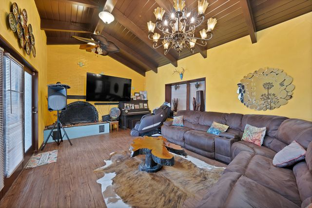 8445 S Fm 730, Boyd, TX 76023