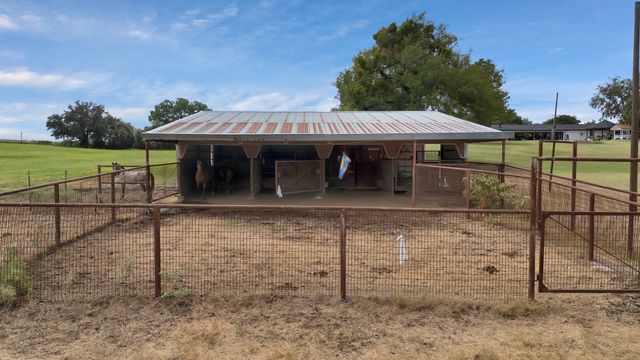 8445 S Fm 730, Boyd, TX 76023