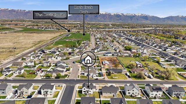 792 S 4000 W, Syracuse, UT 84075