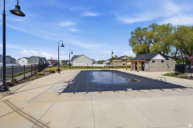 792 S 4000 W, Syracuse, UT 84075