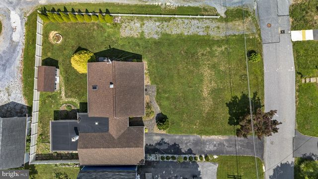 408 ELWYN TER, Manheim, PA 17545