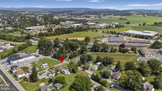 408 ELWYN TER, Manheim, PA 17545