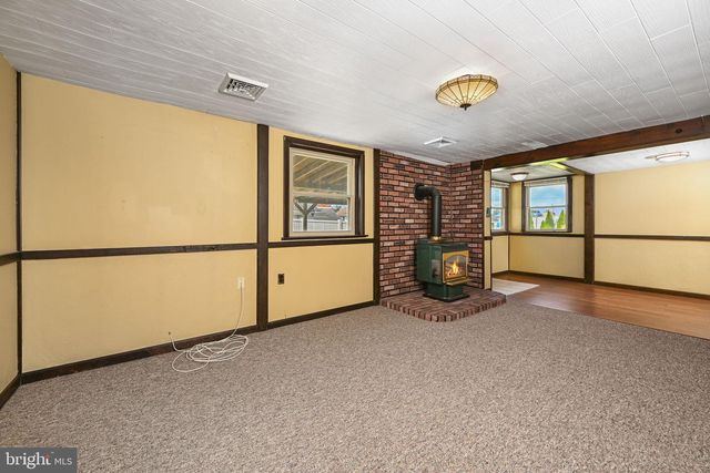 408 ELWYN TER, Manheim, PA 17545