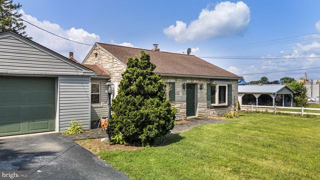 408 ELWYN TER, Manheim, PA 17545