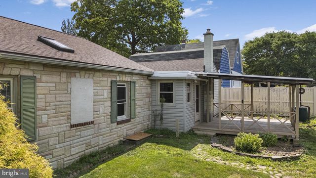 408 ELWYN TER, Manheim, PA 17545