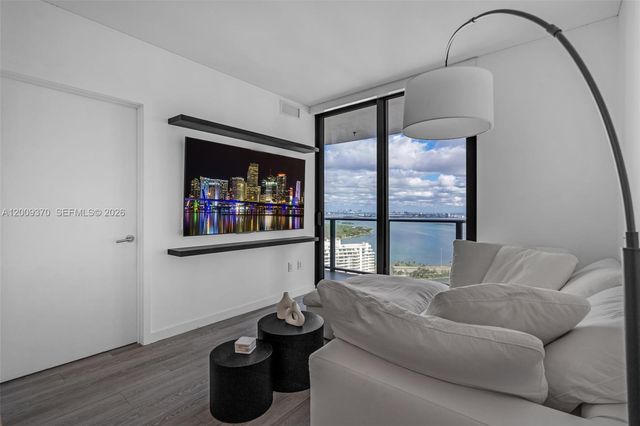 501 NE 31st St 3704, Miami, FL 33137