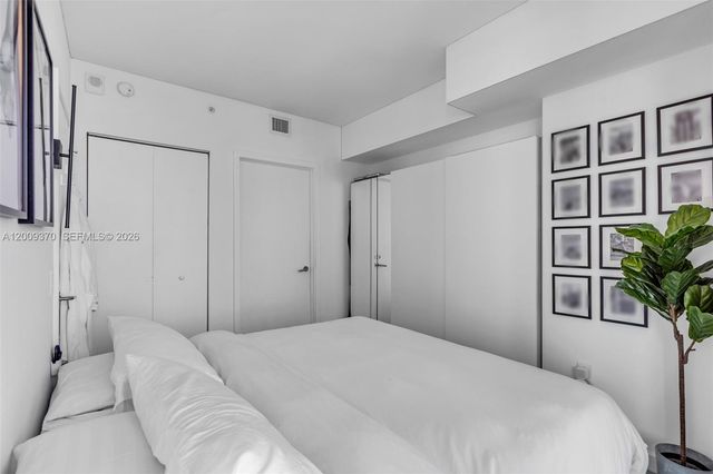 501 NE 31st St 3704, Miami, FL 33137