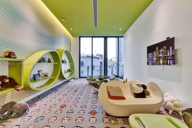 501 NE 31st St 3704, Miami, FL 33137