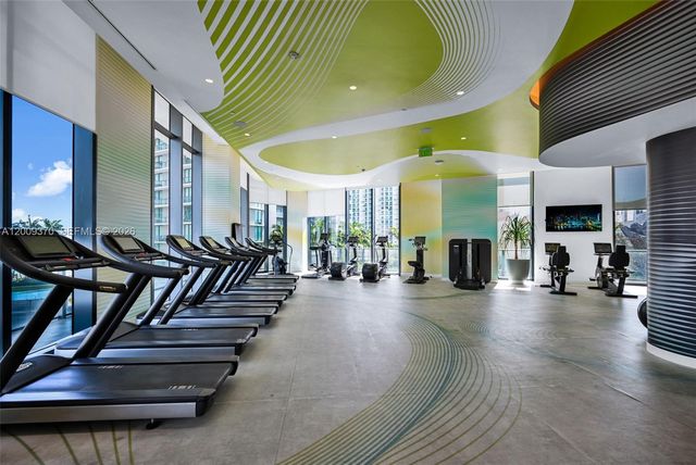 501 NE 31st St 3704, Miami, FL 33137