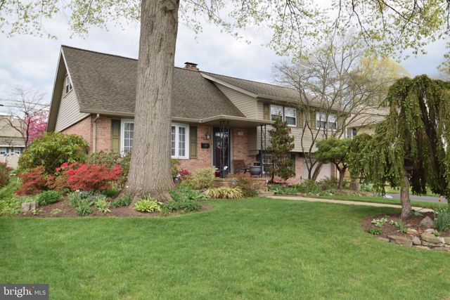 1305 WHITFIELD BLVD, Reading, PA 19609