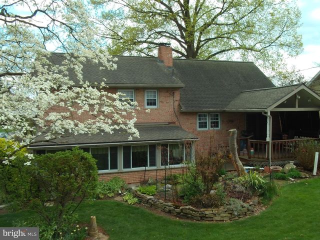 1305 WHITFIELD BLVD, Reading, PA 19609