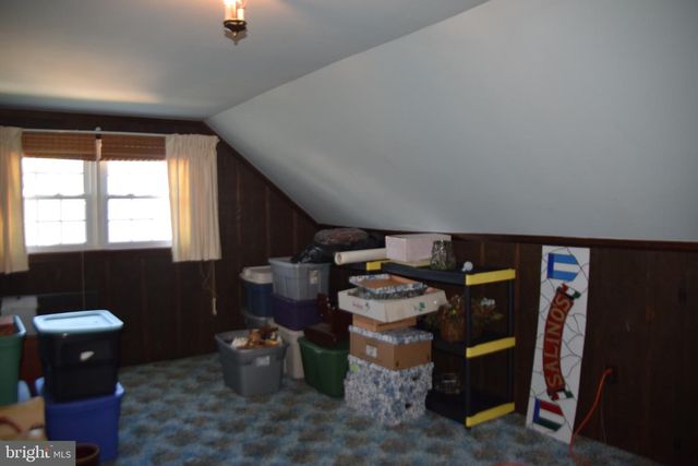 1305 WHITFIELD BLVD, Reading, PA 19609