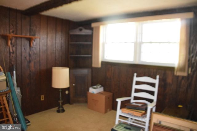 1305 WHITFIELD BLVD, Reading, PA 19609