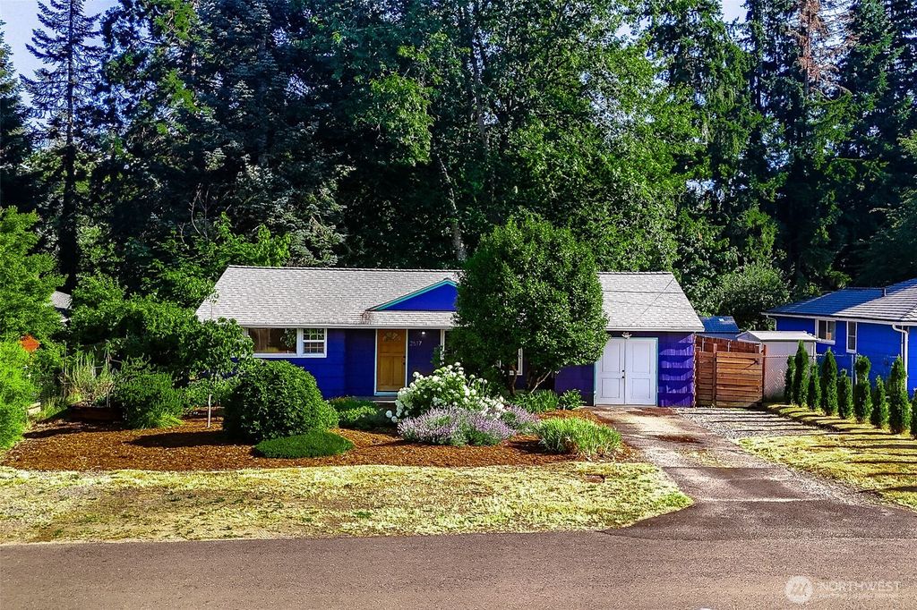 2517 Lincoln Avenue SE, Olympia, WA 98501