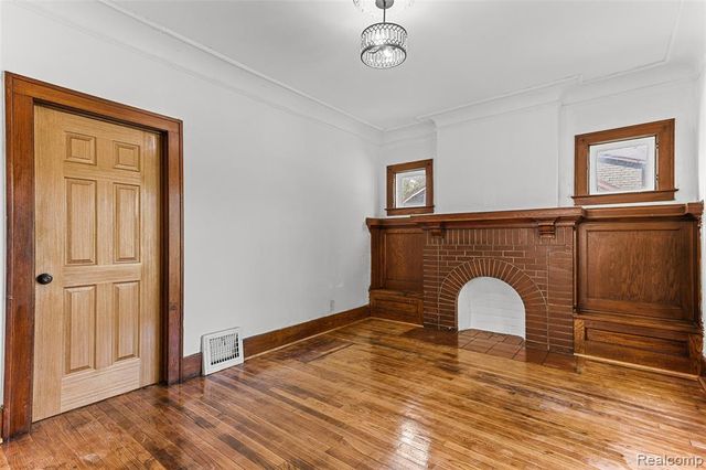 4827 Gray Street, Detroit, MI 48215