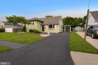 20 MERRY RD, Newark, DE 19713