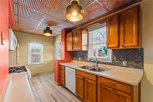 800 Romine Ave, Port Vue, PA 15133