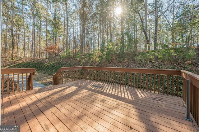 1001 Ashfern Walk, Woodstock, GA 30189