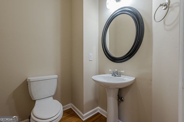 1001 Ashfern Walk, Woodstock, GA 30189