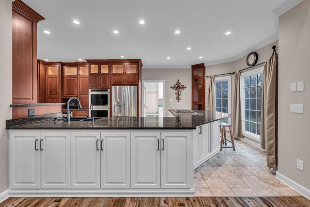 787 County Road 1280, West Plains, MO 65775