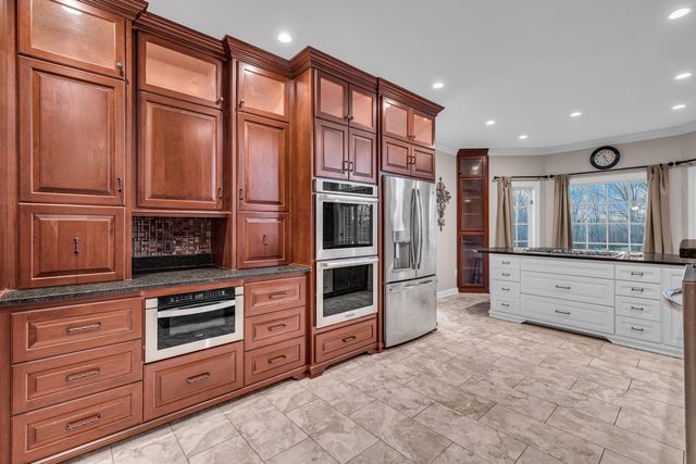 787 County Road 1280, West Plains, MO 65775