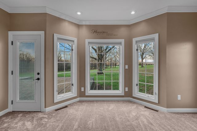 787 County Road 1280, West Plains, MO 65775