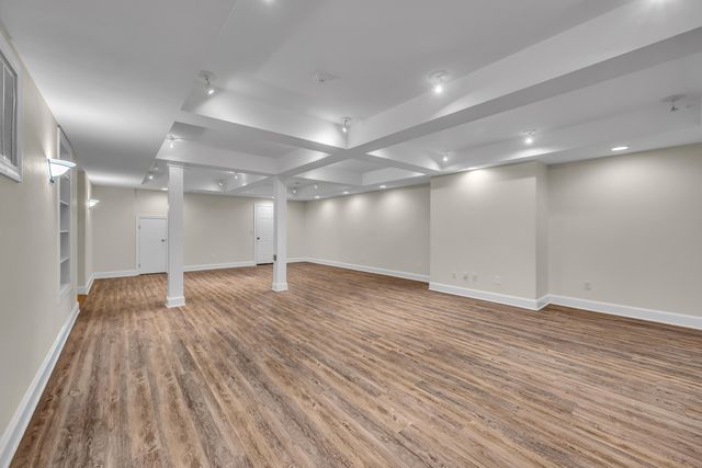 787 County Road 1280, West Plains, MO 65775