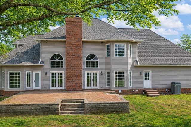 787 County Road 1280, West Plains, MO 65775