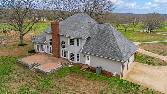 787 County Road 1280, West Plains, MO 65775