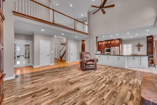 787 County Road 1280, West Plains, MO 65775