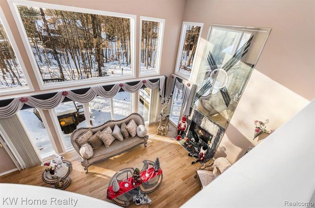 7143 Yarmouth Court, West Bloomfield, MI 48322